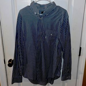 Long sleeve dress shirt